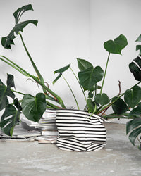 Tasche zur Aufbewahrung gestreift