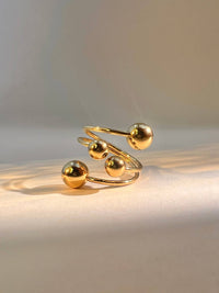 Verstellbarer Ring mit Kugeln
