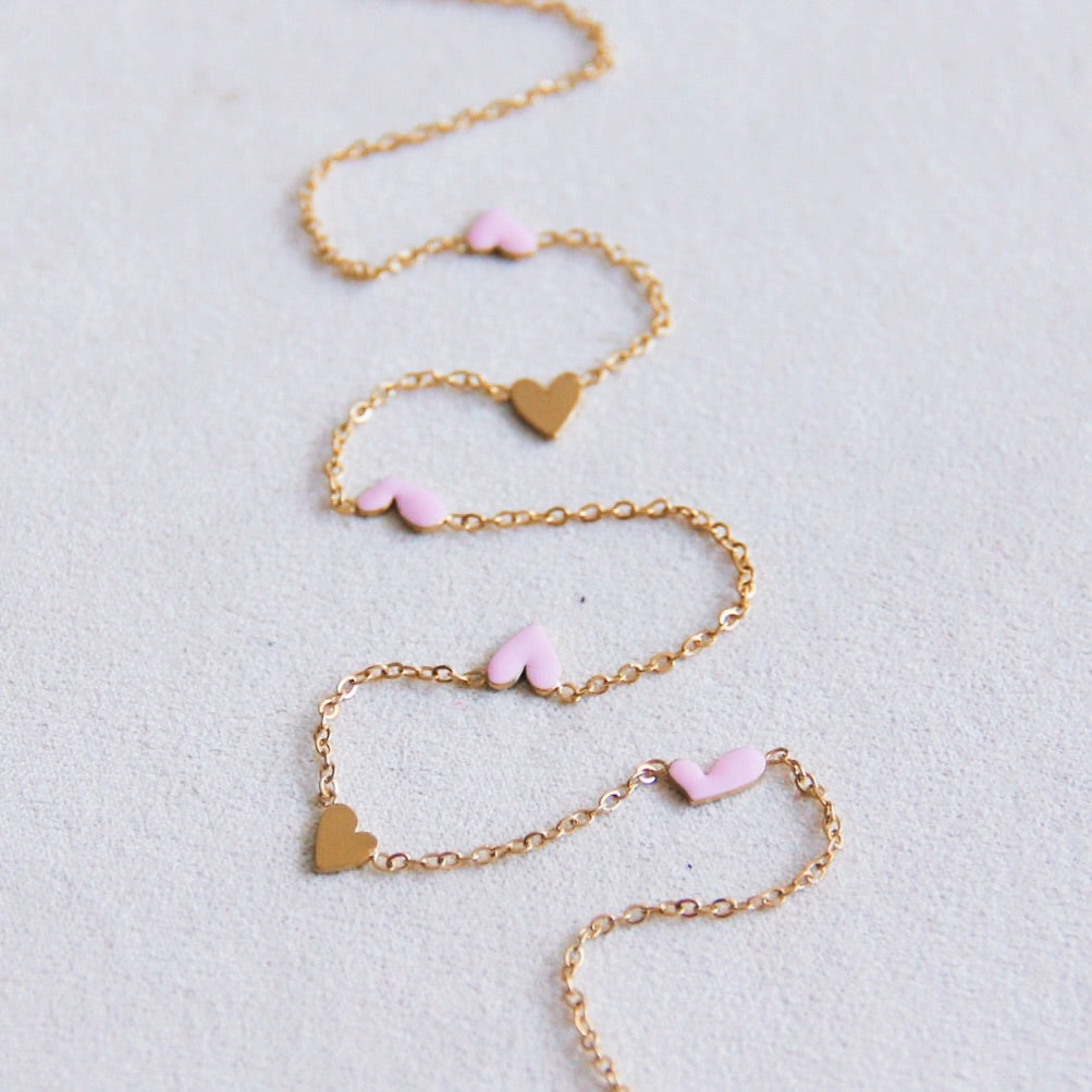 Kette mit 6 Mini-Herzen – rosa/gold