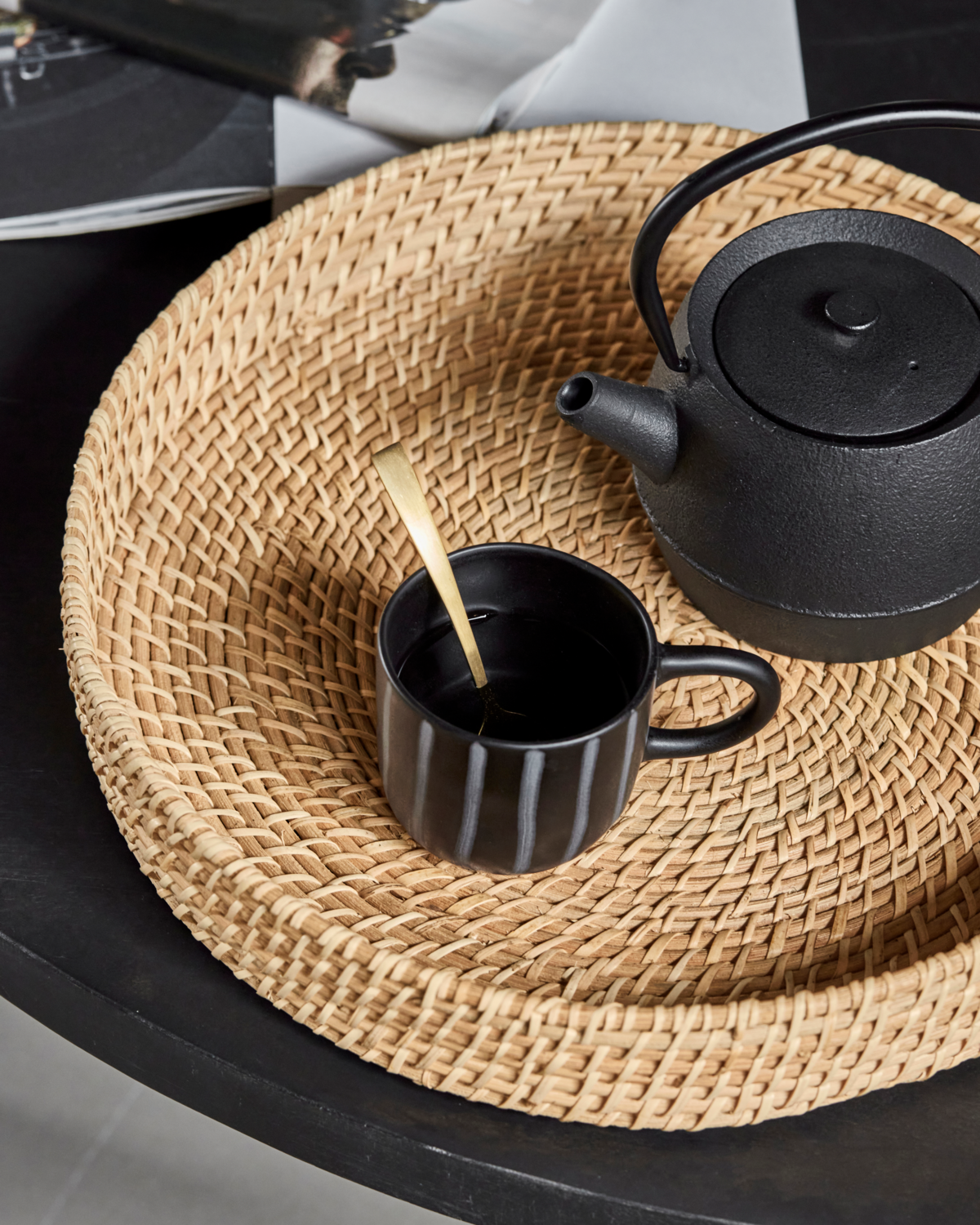 Tablett aus Rattan