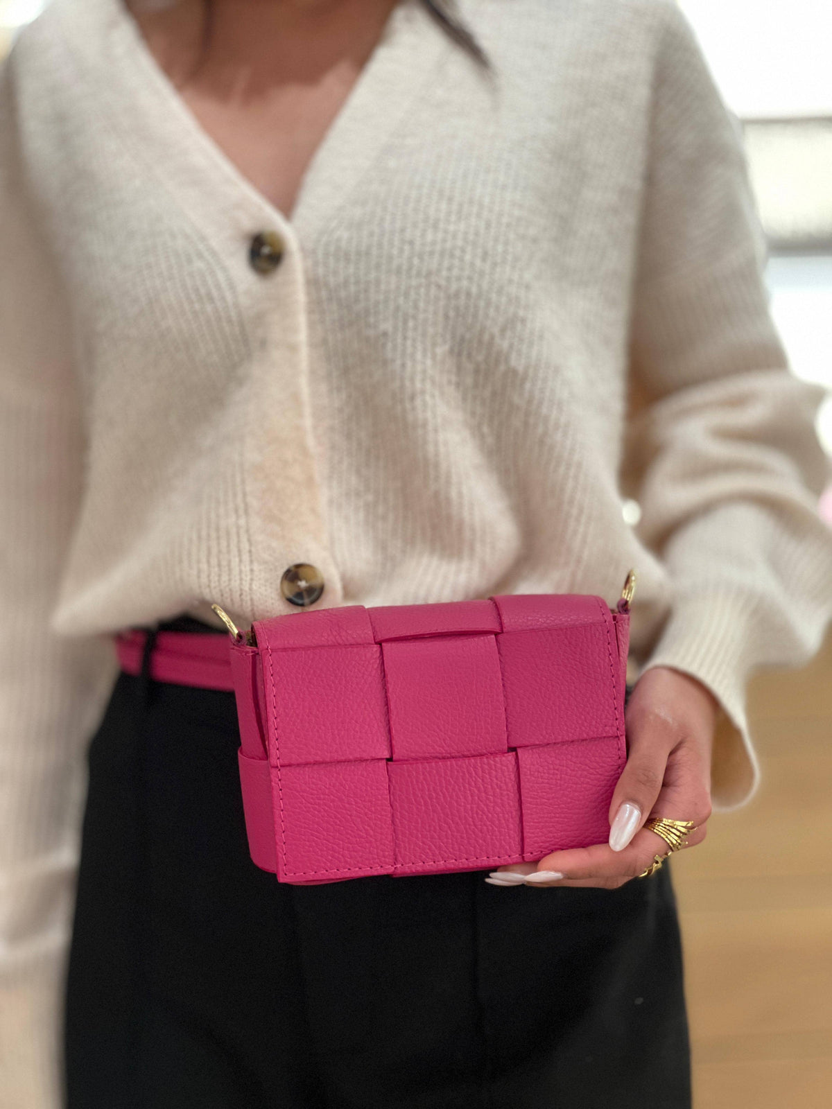 Umhängetasche und Bauchtasche aus Leder