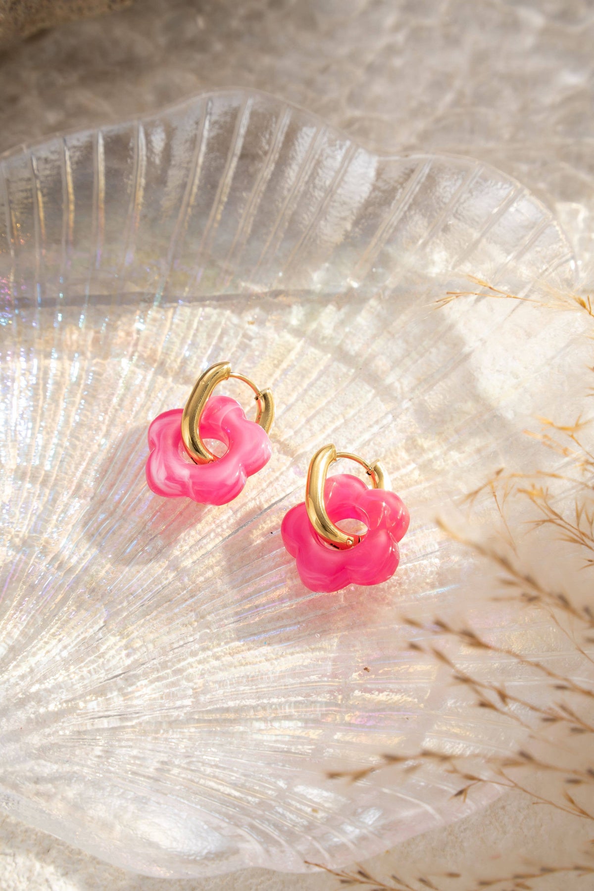 Bunte Blumenohrringe, verschiedene Farben