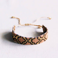 Armband gewoben mit Schlangenmotiv