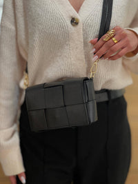 Umhängetasche und Bauchtasche aus Leder