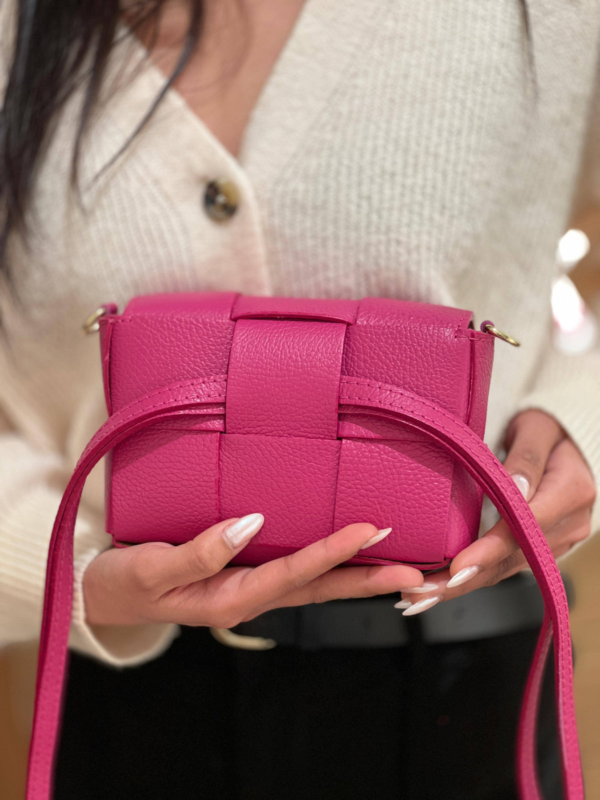 Umhängetasche und Bauchtasche aus Leder