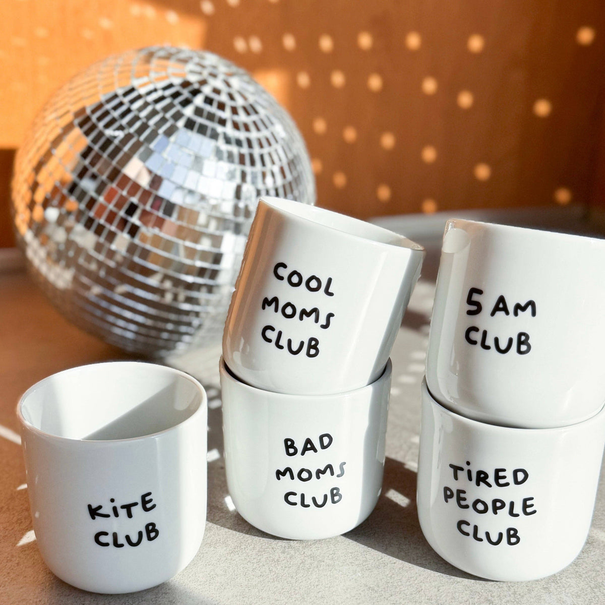 Becher Cool Moms Club