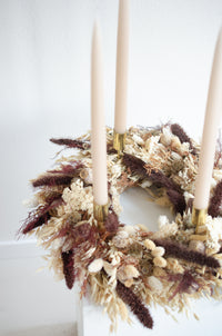 Adventskranz aus Trockenblumen | braun