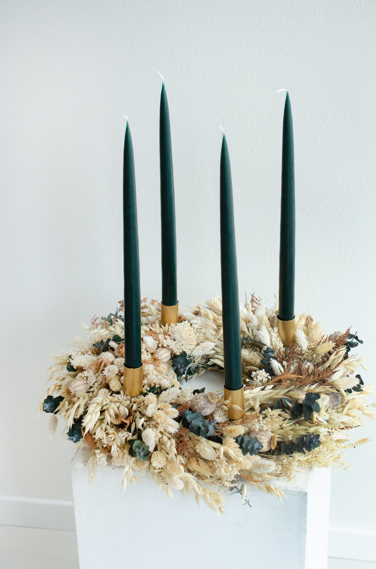 Adventskranz aus Trockenblumen | green