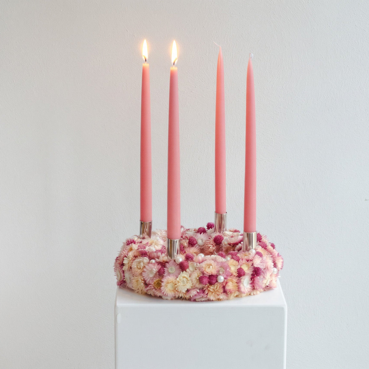 Adventskranz rosa pink blumen perlen