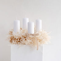 Adventskranz Trockenblumen in Weiss und beige