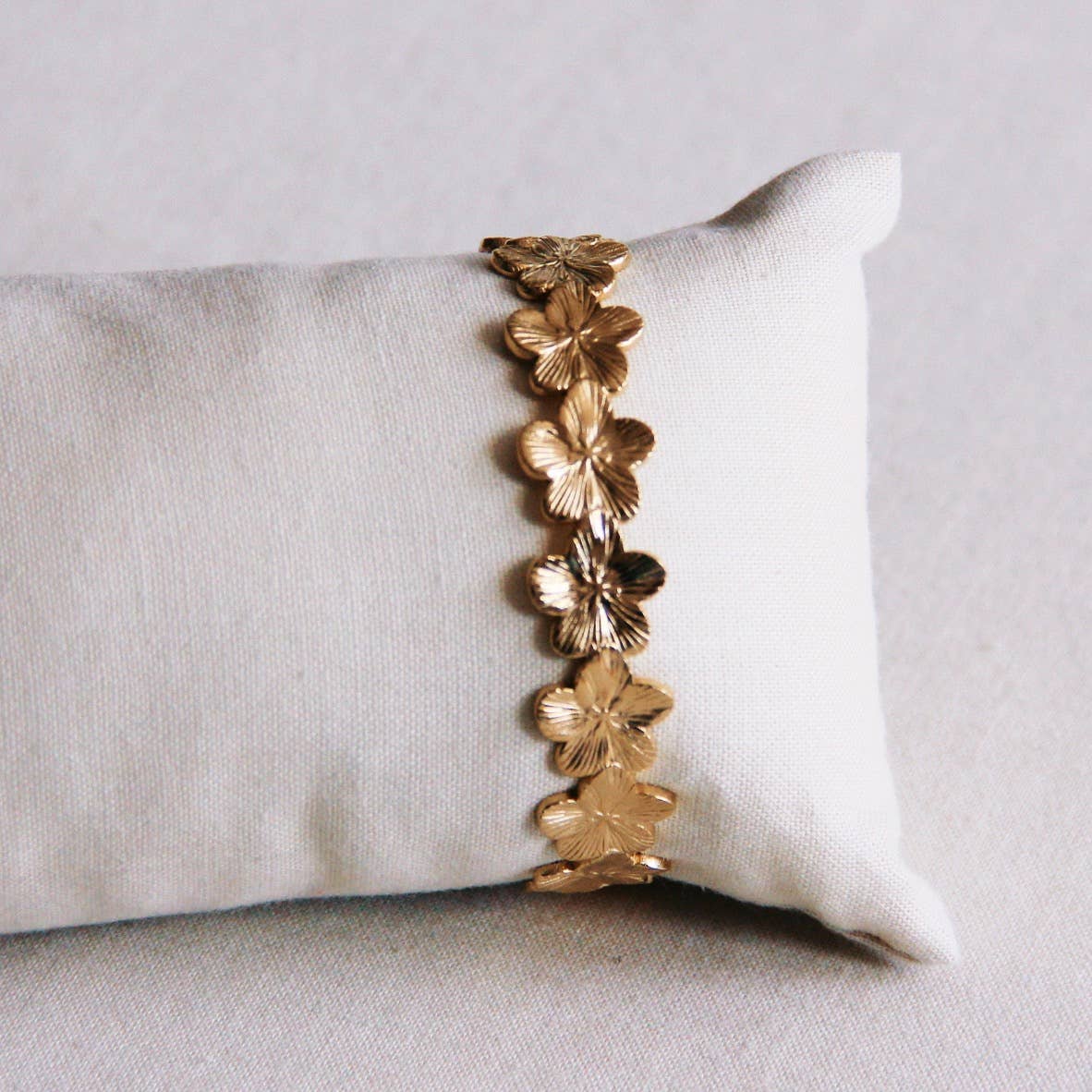 Armreif Blumen - Gold