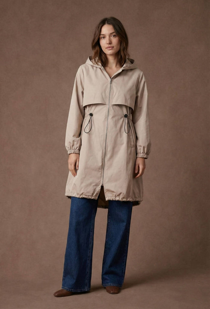 Leichter Parka mit Kapuze