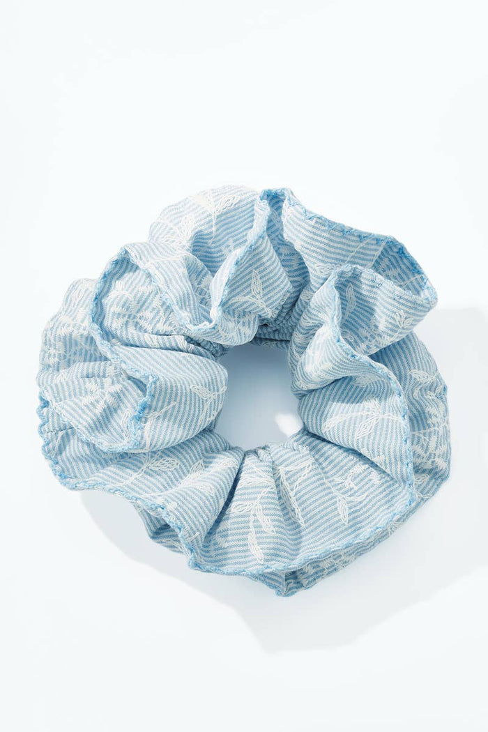 Haargummi mit Rüschen, blau gestreift, mit Blumen bestickt