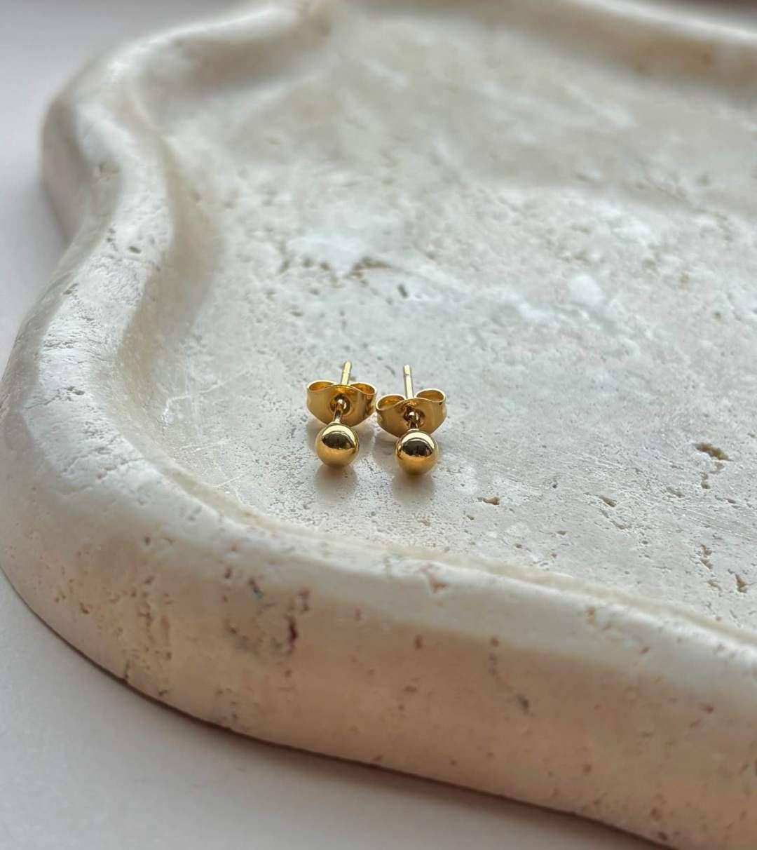 Ohrstecker kleine Kugel, gold