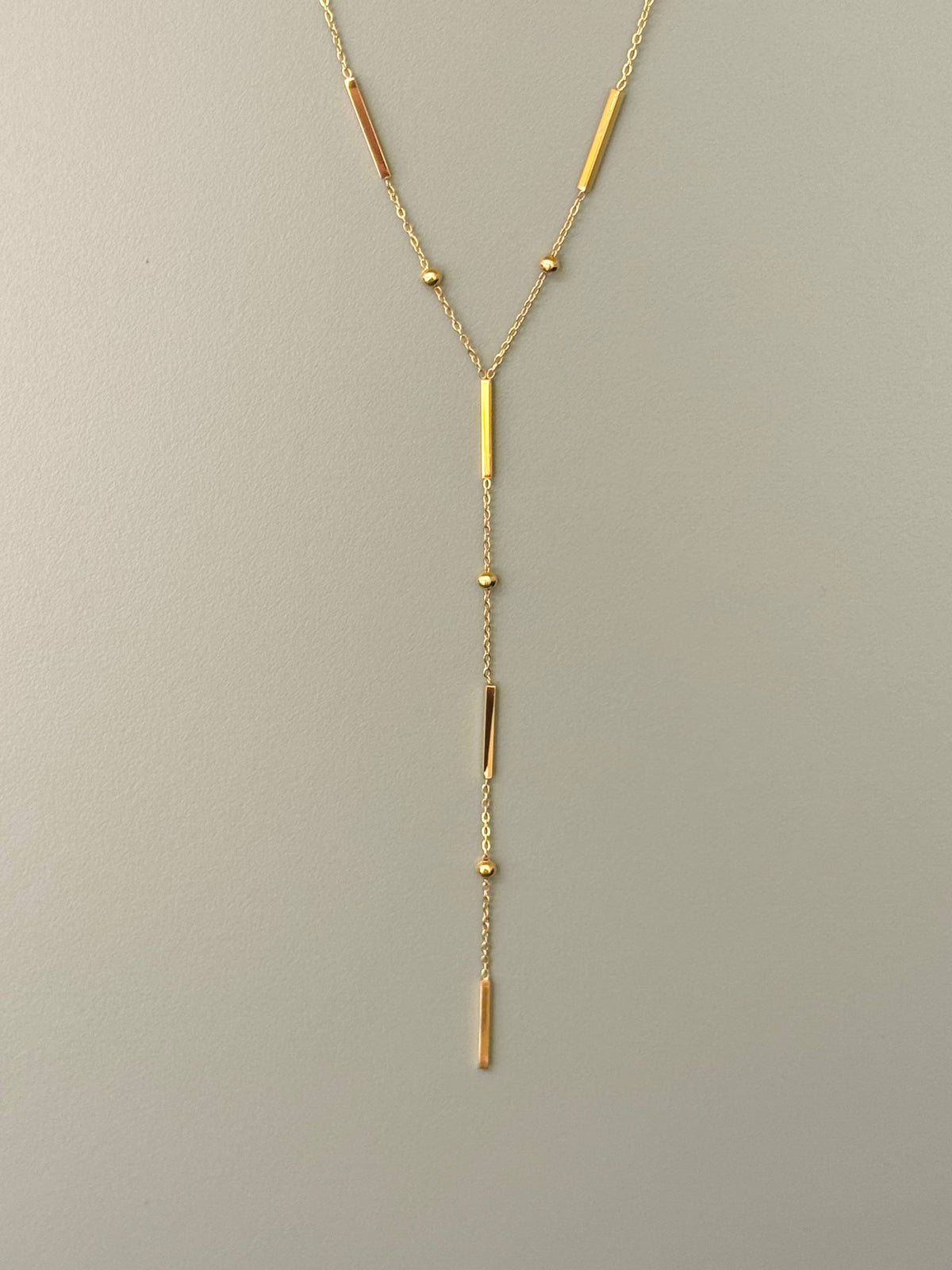 Halskette mit Stabanhänger