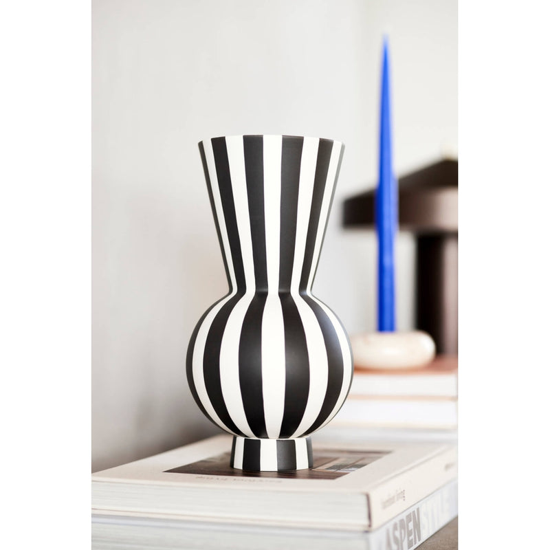 Toppu Vase Round | Schwarz Weiß Gestreift
